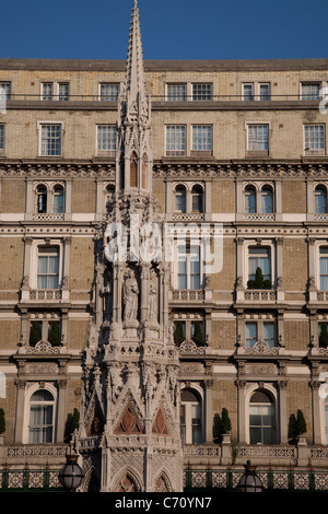 Eleanor Cross, Charing Cross Railway Station, London, England, UK Stock Photo