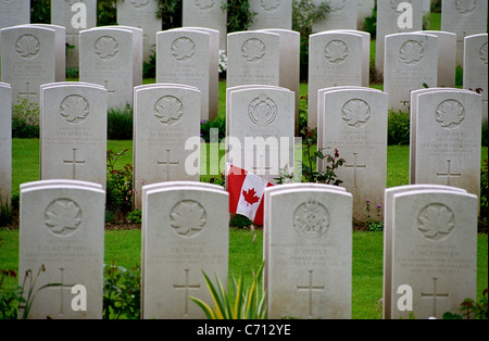 DIEPPE CANADIAN WAR CEMETERY, Northern France. WW1 and WW2 Cemeteries maintained by the Commonwealth War Graves Commission,CWGC. Stock Photo