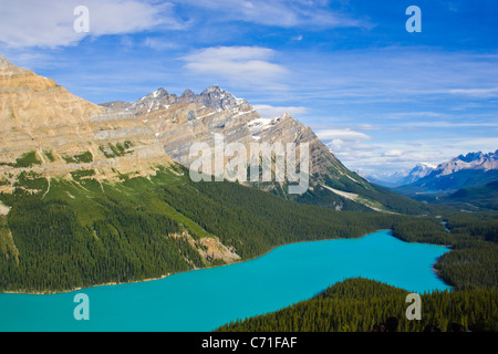 Peyto Lake is a spectacularly colored glacier-fed lake located in Banff National Park in the Canadian Rockies. Stock Photo