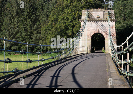 The Chain Bridge or Union Bridge, between Horncliffe in England and Fishwick in Scotland spans the river Tweed near Berwick. Stock Photo