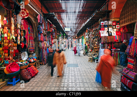 SHOPS IN THE TRADITIONAL SOUK IN THE HABOUS QUARTER, THE NEW MEDINA ...