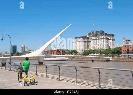 Puente de la Mujer (Women’s Bridge), Puerto Madero, Buenos Aires, Argentina Stock Photo