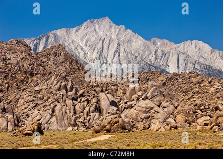 The Alabama Hills, backed by Lone Pine Peak in the Sierra Nevada, California, USA. JMH5329 Stock Photo
