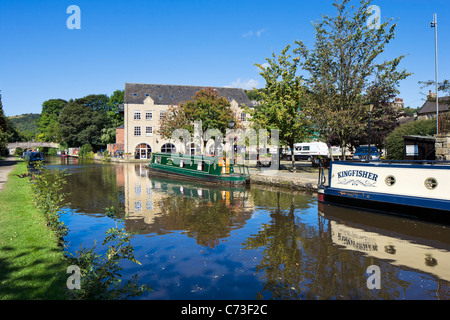 Narrowboats on Rochdale Canal, Hebden Bridge, Calder Valley, West Yorkshire, England, United Kingdom Stock Photo