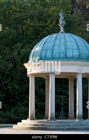Strawberry temple, pavilion in Bad Pyrmont spa gardens, Bad Pyrmont, Hameln-Pyrmont, Lower Saxony, Northern Germany