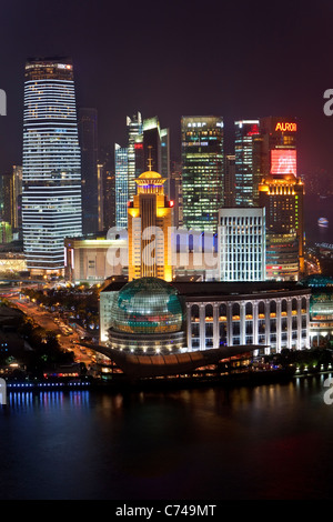 New Pudong skyline looking across the Huangpu River from the Bund Shanghai China Stock Photo