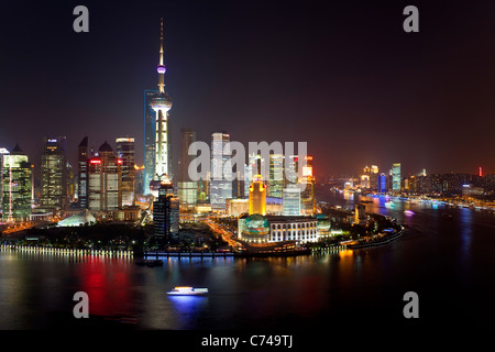 New Pudong skyline looking across the Huangpu River from the Bund Shanghai China Stock Photo