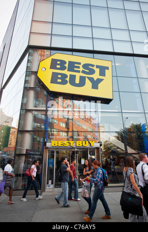 The Best Buy electronics store in Union Square in New York Stock Photo