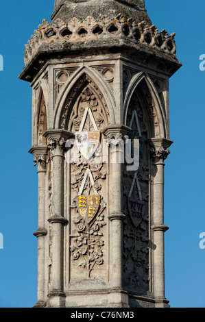 Heraldic shields on Banbury cross, Oxfordshire, England Stock Photo