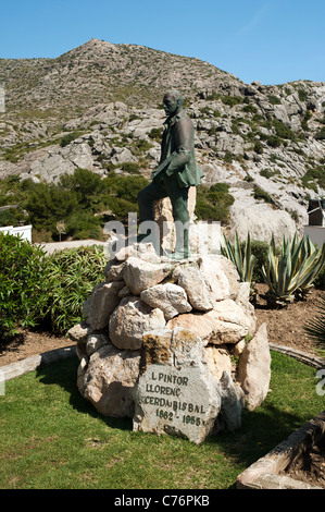 Statue of L Pintor artist. Cala Sant Vicenc, Majorca. May 2011 Stock Photo
