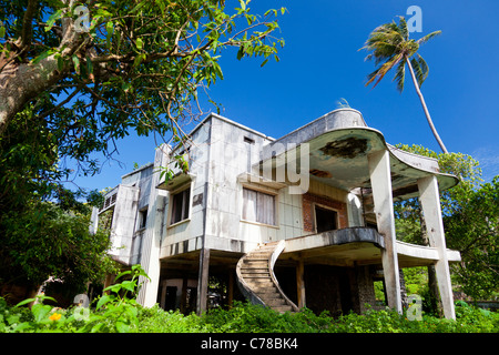 Destroyed french-colonial style villa in Kep - Kep Province, Cambodia Stock Photo