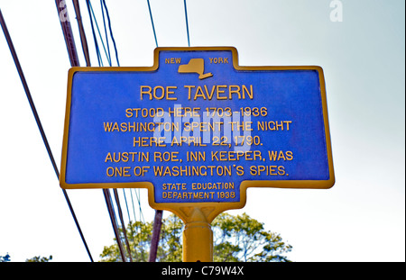 Historical marker at site of Roe Tavern home of one of George Washington's Revolutionary War spies East Setauket Long Island NY Stock Photo