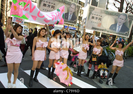 a No War (anti-Iraq war) demonstration in Tokyo, Japan, on 21st March 2003. Stock Photo