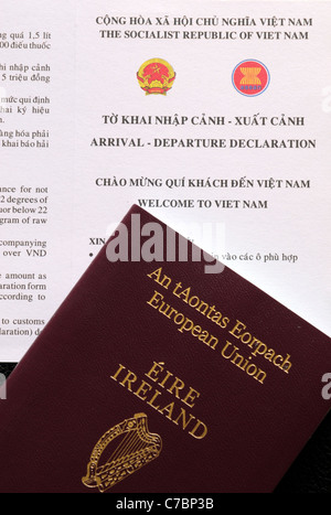 immigration form landing disembarkation card travel visa application border agency card asia tourism tourist essential required Stock Photo