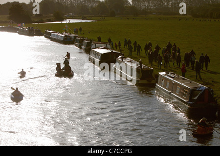 David Walliams swimming at the start of his 140 mile swim of the river Thames in aid of Sport Relief. Stock Photo