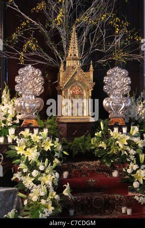 Divine Mercy of Jesus 28cm (table altar church statue decoration car  religious figurine santo) | Lazada PH