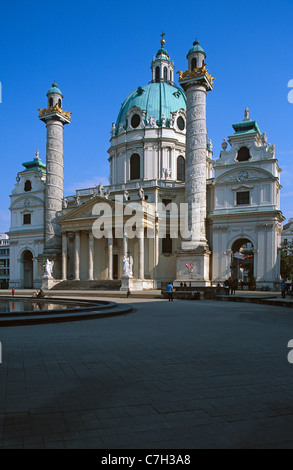 Austria, Vienna, view of front of St Charles Borromeo church (or Karlskirche) Stock Photo
