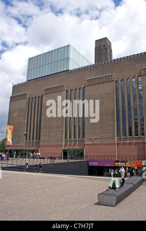 tate modern turbine entrance hall museum bankside london alamy england