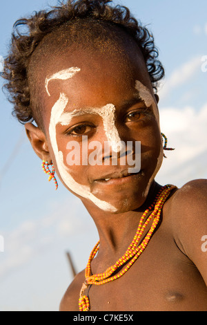 Portrait of a Hamer boy at a village near Turmi in the Lower Omo Valley, Southern Ethiopia, Africa. Stock Photo