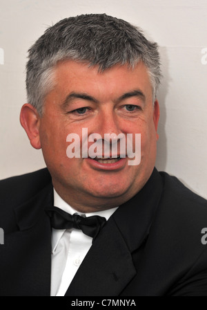 UK, John Parrott, professional, and former World Champion, snooker player and TV personality playing a set of exhibition games Stock Photo