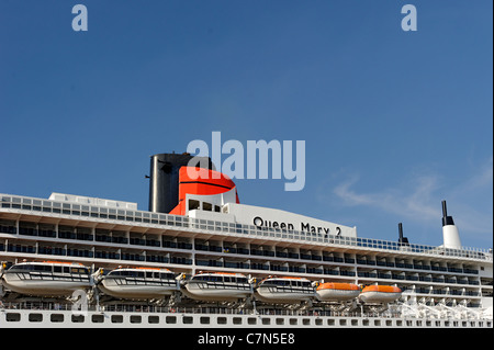 Cruise ship Queen Mary 2 at the Cruise Center in Hamburg, Germany, Europe Stock Photo