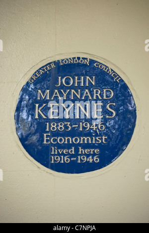 greater london council blue plaque marking a home of economist john maynard keynes, gordon square, london, england Stock Photo