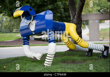 Football Player Sculpture at Gerald R Ford Presidential Museum Stock Photo