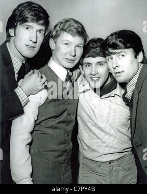 THE SEARCHERS UK pop group in 1964. From left: Chris Curtis, Tony Stock ...