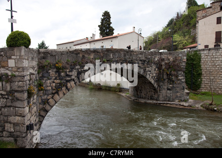 The river Aude at Quillan, near Limoux, France Stock Photo