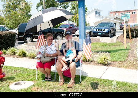 A local family attends the funeral of fallen Marine, Lance Corporal Travis M. Nelson Stock Photo