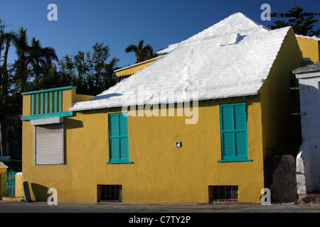 Yellow house, Bermuda Stock Photo
