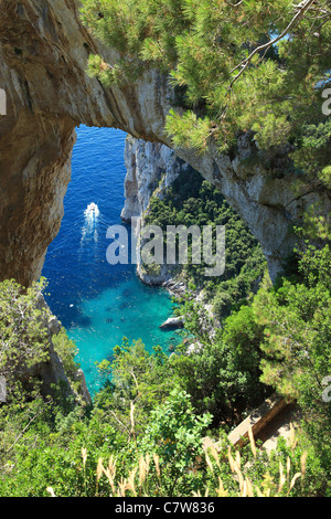 Natural Arch, Capri, Campania, Italy Stock Photo - Alamy