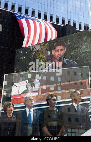 President Barack Obama and First Lady Michelle Obama, along with former President George W. Bush and Laura Bush Stock Photo