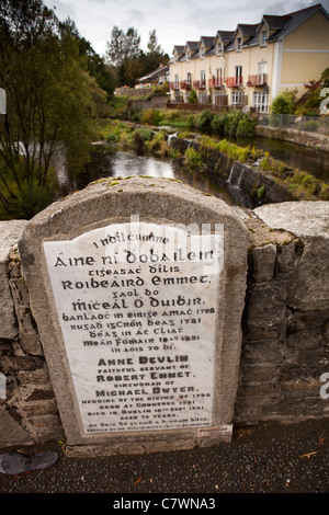 Ireland, Co Wicklow, Aughrim, Anne Devlin, hero of 1798 rebellion memorial plaque on bridge over river Stock Photo