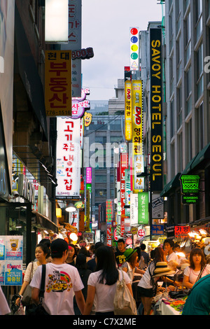 Shopping area in Seoul full of flashing neon lights Stock Photo