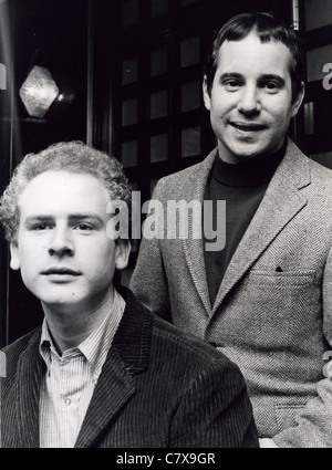 SIMON AND GARFUNKEL US vocal duo in 1967 with Paul Simon at right and Art Garfunkel Stock Photo