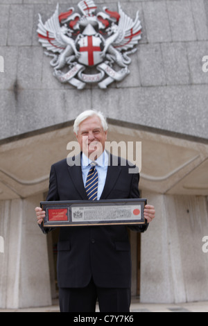 The BBC's John Simpson receives the Freedom of the City of London for services to broadcasting Stock Photo