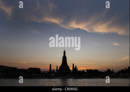 Thailand, Bangkok, Wat Arun, Buddhist Temple at Sunset Stock Photo