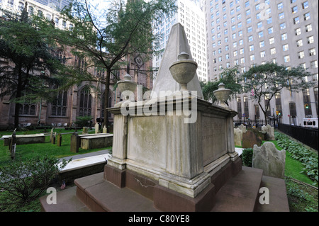 The grave of Alexander Hamilton in Trinity churchyard. The church, which was established in 1697, is in Lower Manhattan. Stock Photo