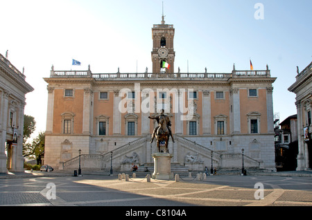 Palazzo Senatorio building Piazza del Campidoglio on the Capitoline Hill, Rome, Italy, Europe in the later afternoon light Stock Photo