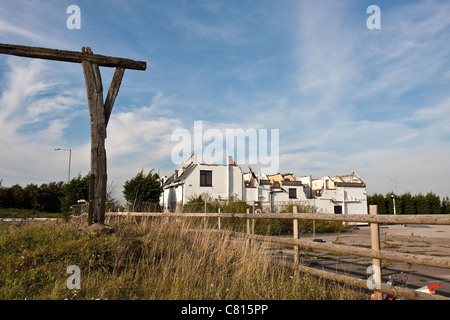 Building destroyed by fire at Caxton Gibbet, Cambridgeshire Stock Photo