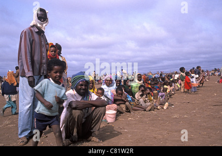 Somali refugees awaiting food distribution at a UNHCR camp in Ethiopia Stock Photo