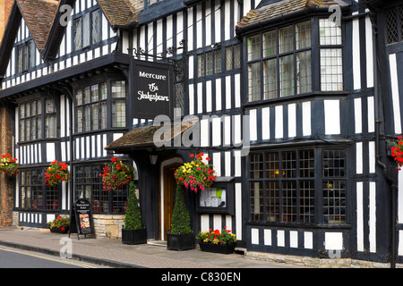 The Mercure Shakespeare Hotel, Chapel Street, Stratford-upon-Avon, Warwickshire, England, UK Stock Photo