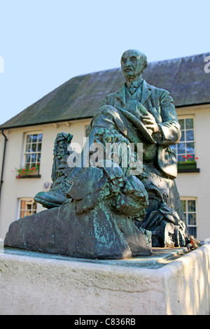 Statue of Thomas Hardy in Dorchester Town Dorset Stock Photo