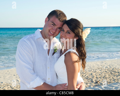 Bride and Groom on Beach, Reef Playacar Resort and Spa, Playa del Carmen, Mexico Stock Photo