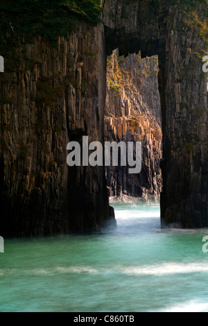 Rock arch at Church Doors, Skrinkle Haven, Pembrokeshire, Wales Stock Photo