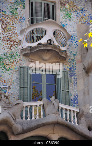 Balconies on front facade of Casa Batlló, Passeig de Gràcia, Barcelona, Province of Barcelona, Catalonia, Spain Stock Photo
