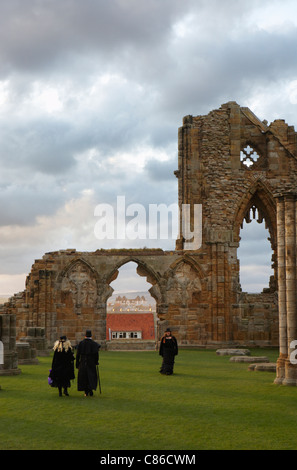 WHITBY; GOTHS AT WHITBY ABBEY DURING THE GOTH FESTIVAL Stock Photo