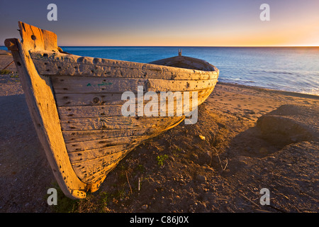 Old boat along Playa de San Miguel, Parque Natural de Cabo de Gata, Costa de Almeria, Province of Almeria, Andalusia (Andalucia) Stock Photo