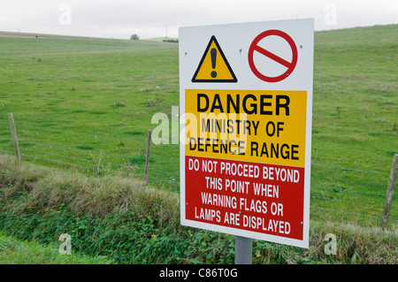 Warning sign at a MOD training and firing range Stock Photo